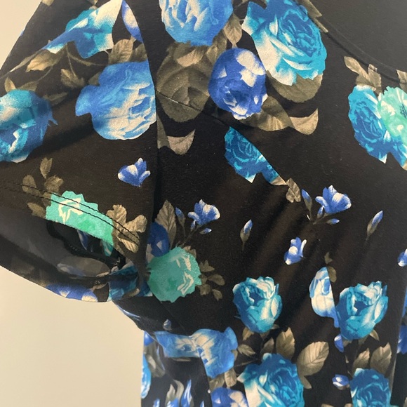 Lily Morgan Blue & Black Dark Floral Dress With Back Cut-Out EUC - Picture 7 of 11